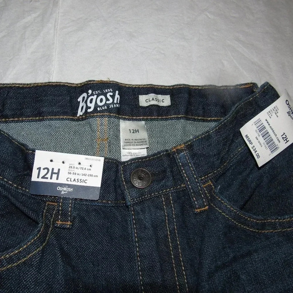 NWT OSHKOSH B’GOSH Classic Medium Wash Jeans 12H - Picture 5 of 6